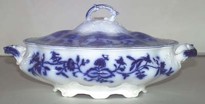 Vegetable Dish with Cover c1915